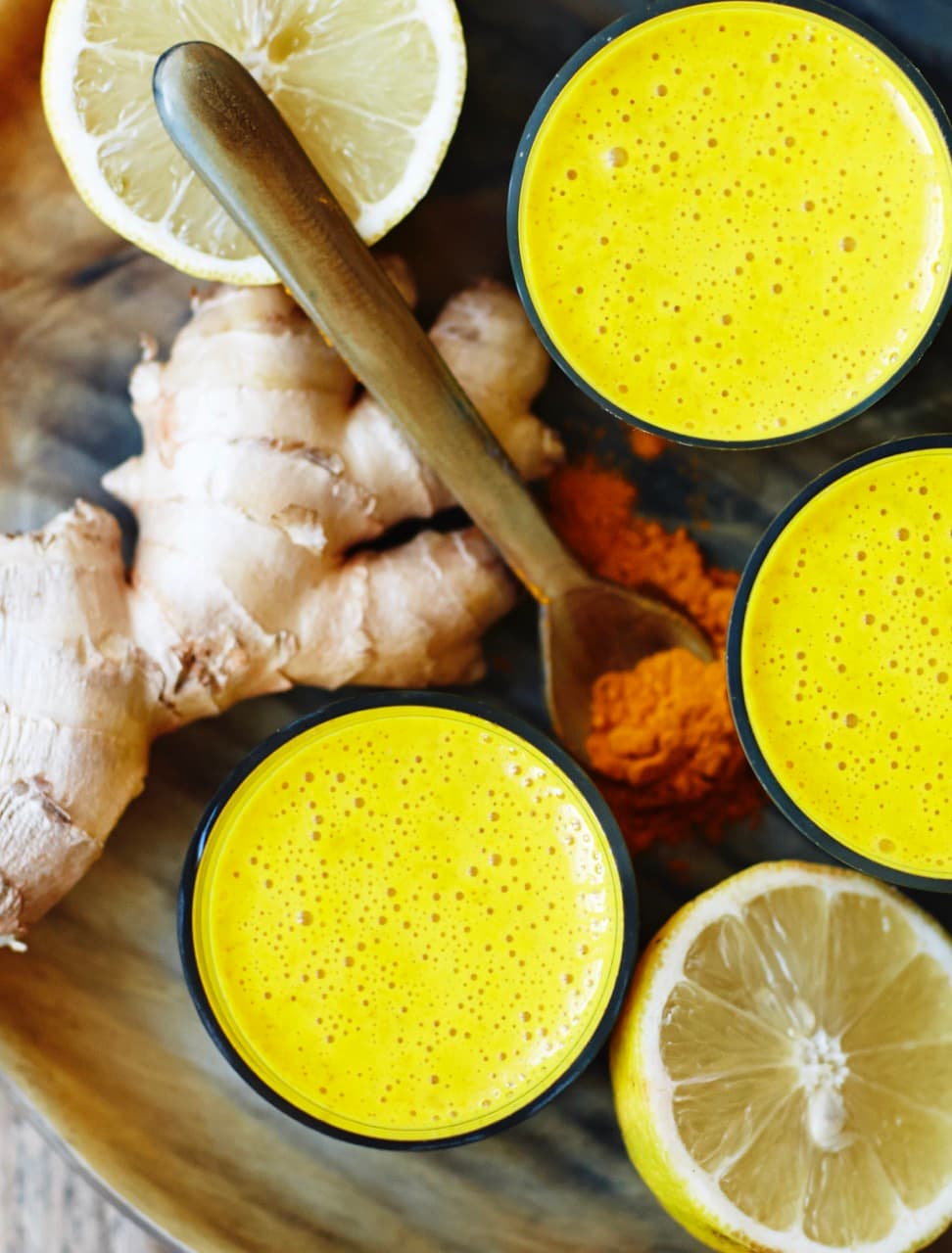 Min antiinflammatoriske vidunder drik - GOLDEN MILK! Nu på video :) - Louise Bruun