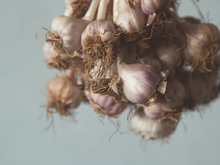 Glædelig 3. december - Et helbredende hvidløgs-boost - Louise Bruun
